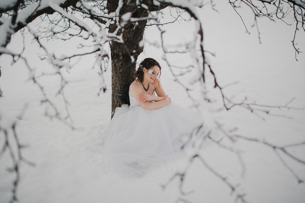 Trash the Dress Winter Schnee 024 - After Wedding Shooting im Winter