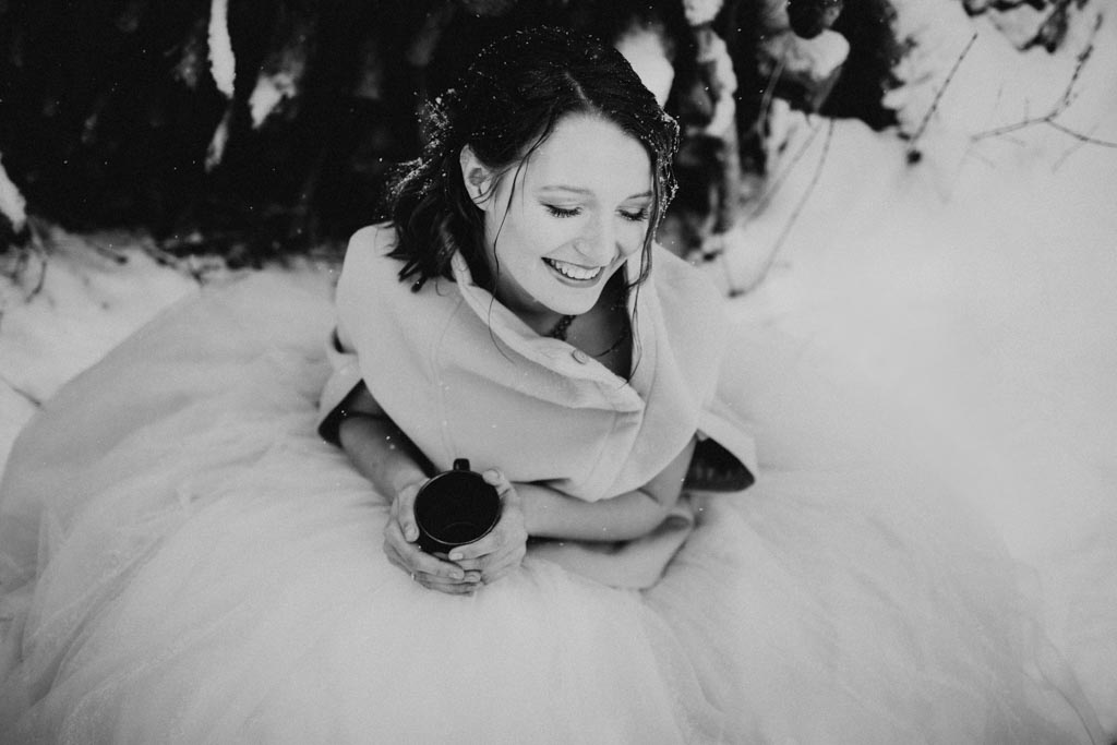 Trash the Dress after wedding shooting in winter - Trash the Dress