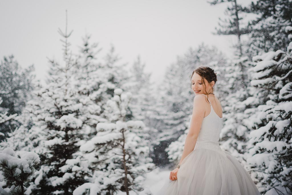 Trash the Dress after wedding shooting schnee - Trash the Dress