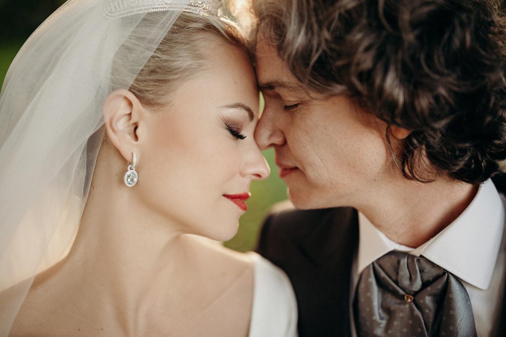 Schlosshochzeit brautpaarfotoshooting schloss ernegg - Schlosshochzeit