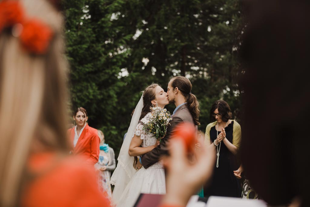 Waldhochzeit erster kuss waldhochzeit - Waldhochzeit