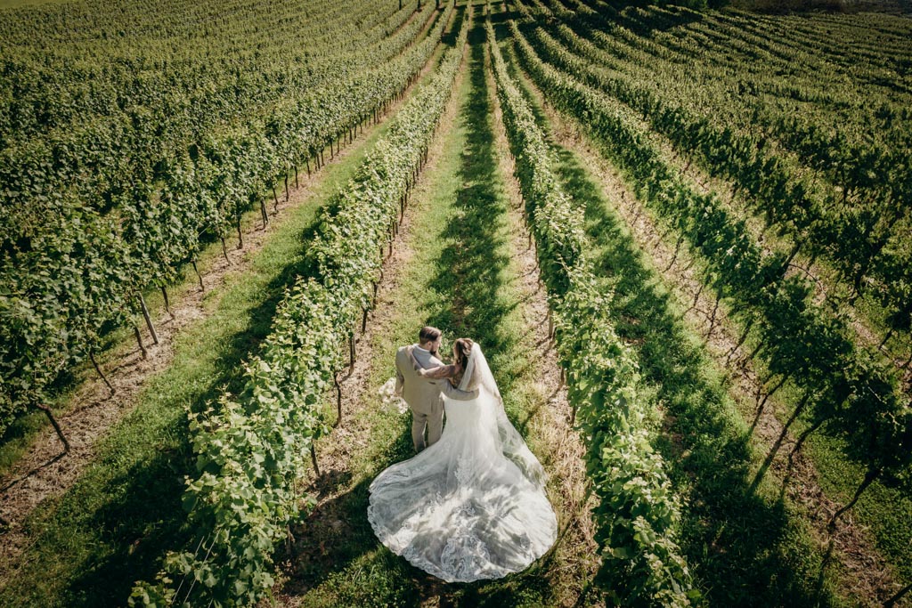 Hochzeit Weingut hochzeitsfotos weinberge holler - Hochzeit Weingut