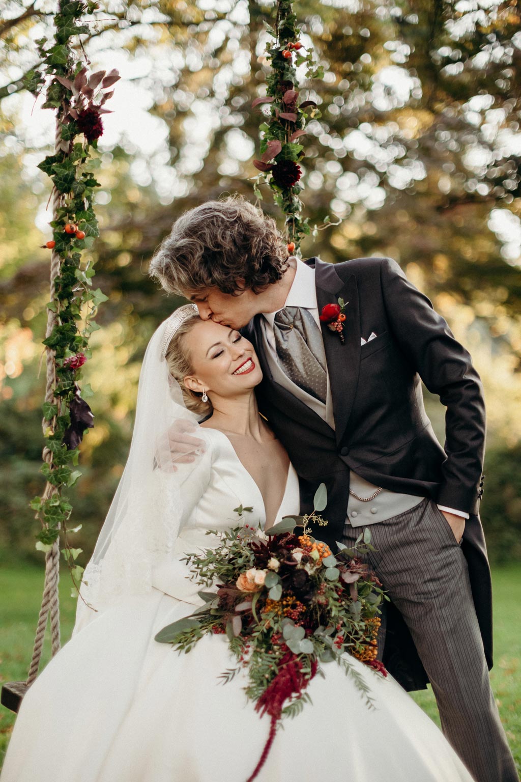 Schlosshochzeit paar fotoschooting schloss ernegg - Schlosshochzeit