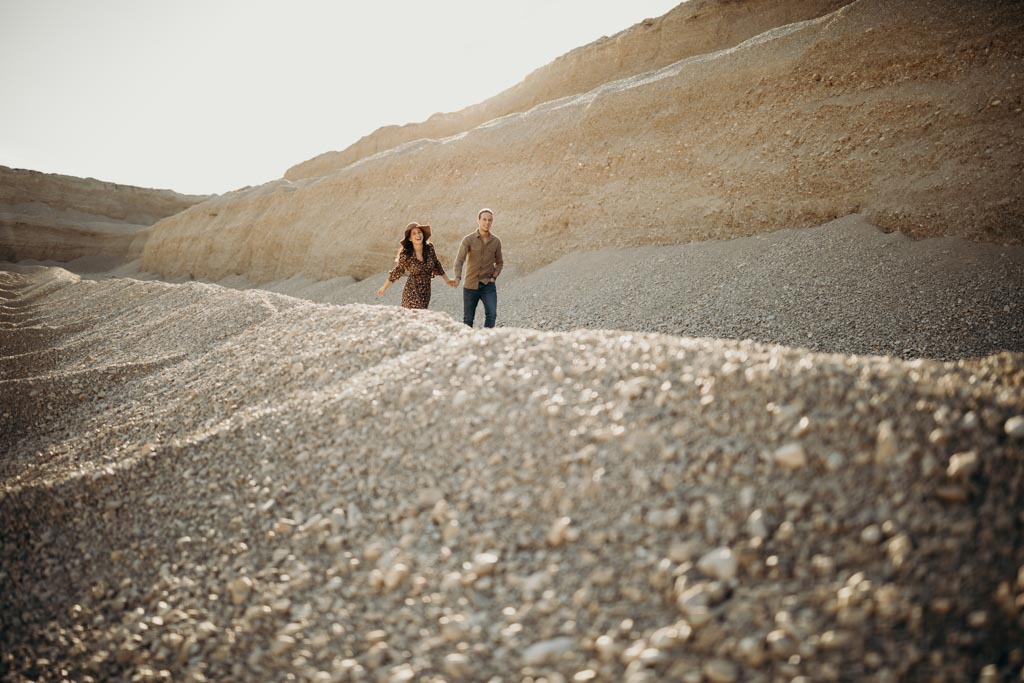 Paar Fotoshooting paarfotos in kiesgrube fotoshooting - Paar Fotoshooting