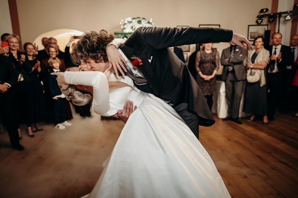 Schlosshochzeit party schloss ernegg - Schlosshochzeit