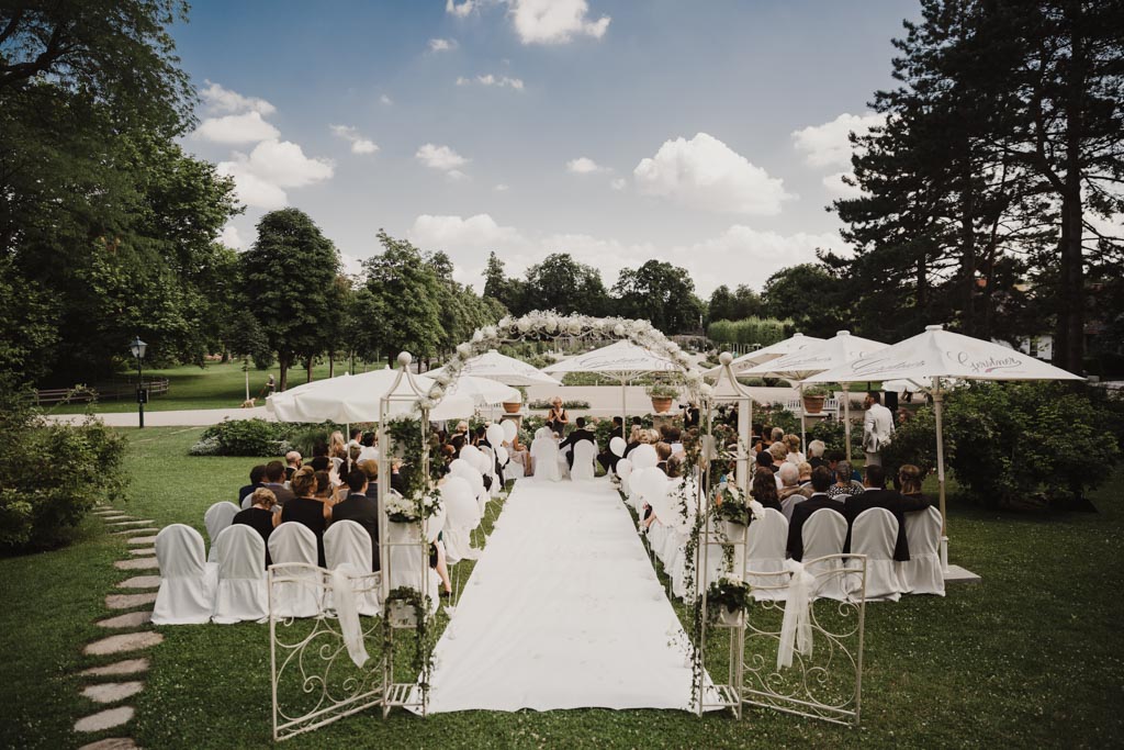 Vintage Hochzeit vintage hochzeit location schloss weikersdorf - Vintage Hochzeit